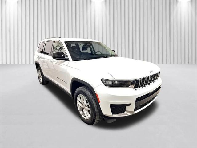 2023 Jeep Grand Cherokee L Laredo 4x4