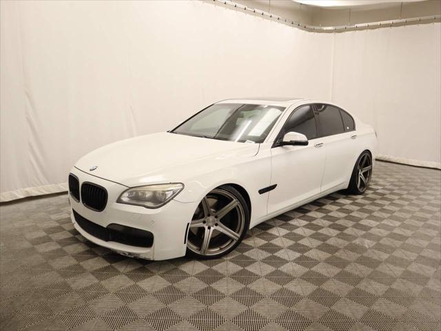2013 BMW 750i 2013 BMW 750i
