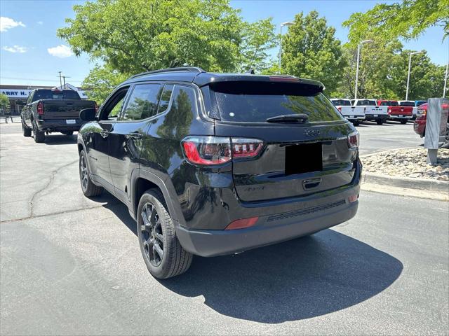 2024 Jeep Compass COMPASS LATITUDE 4X4