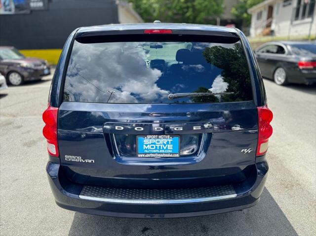 2014 Dodge Grand Caravan R/T