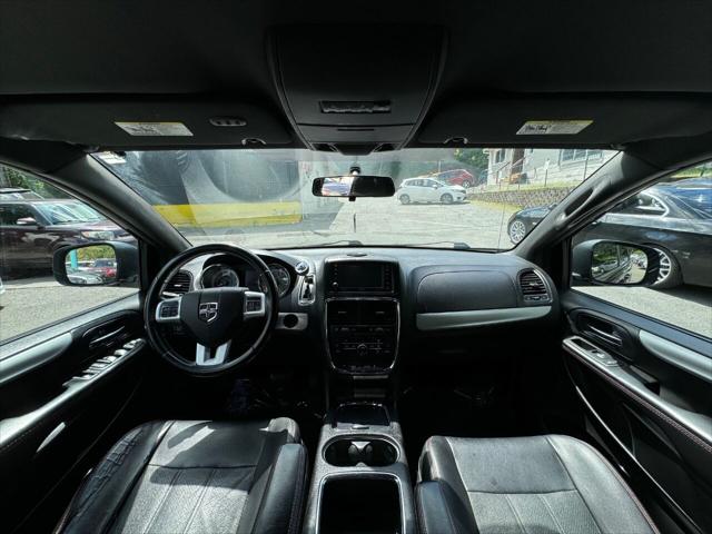 2014 Dodge Grand Caravan R/T