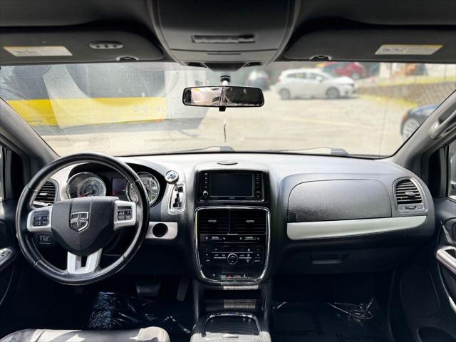 2014 Dodge Grand Caravan R/T