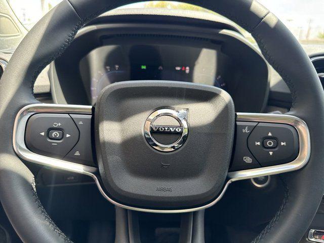 2024 Volvo XC40 B5 Plus Bright Theme