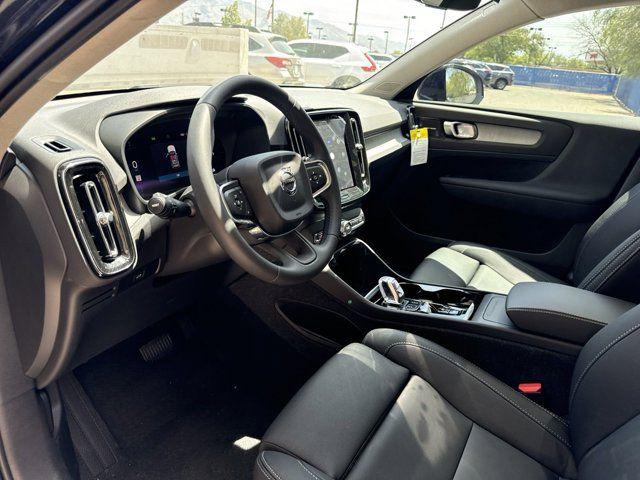 2024 Volvo XC40 B5 Plus Bright Theme