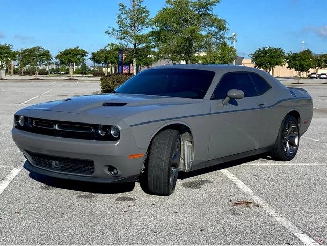2017 Dodge Challenger SXT Plus