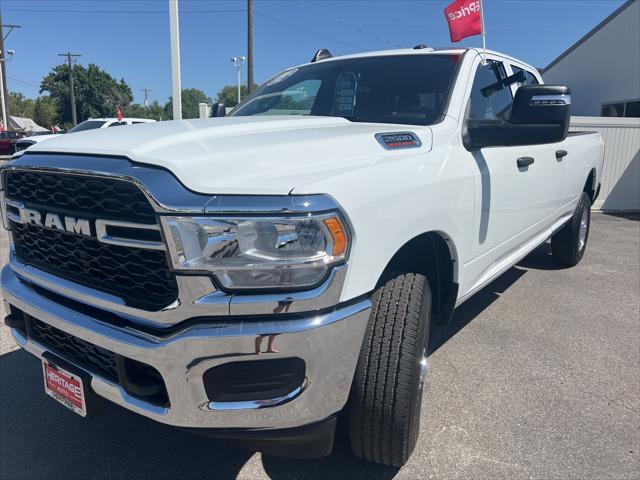 2024 RAM Ram 2500 RAM 2500 TRADESMAN CREW CAB 4X4 8 BOX