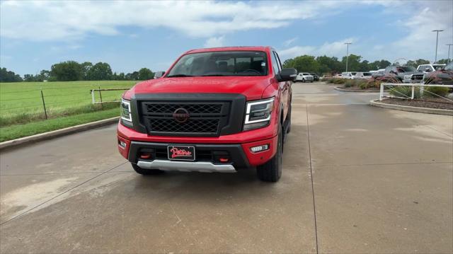 2024 Nissan TITAN Crew Cab PRO-4X 4x4