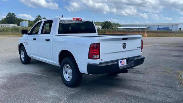 2024 RAM Ram 1500 Classic RAM 1500 CLASSIC TRADESMAN CREW CAB 4X4 57 BOX