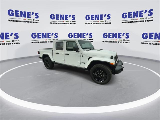 2024 Jeep Gladiator GLADIATOR NIGHTHAWK 4X4