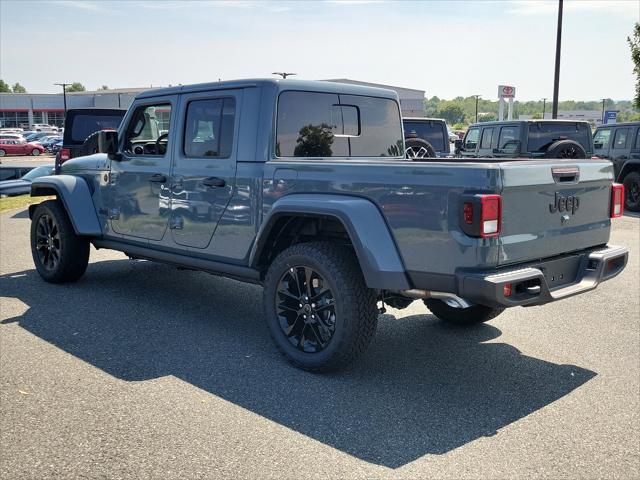 2024 Jeep Gladiator GLADIATOR NIGHTHAWK 4X4