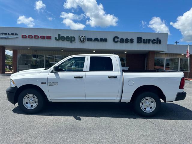 2024 RAM Ram 1500 Classic RAM 1500 CLASSIC TRADESMAN CREW CAB 4X4 57 BOX