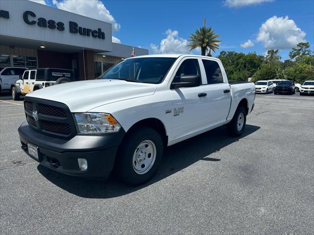 2024 RAM Ram 1500 Classic RAM 1500 CLASSIC TRADESMAN CREW CAB 4X4 57 BOX