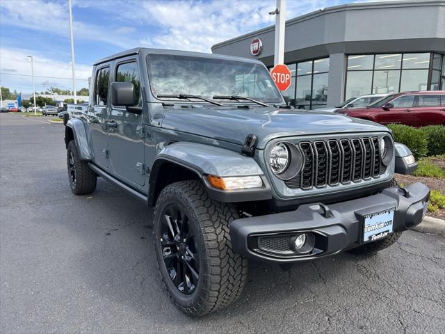 2024 Jeep Gladiator GLADIATOR NIGHTHAWK 4X4