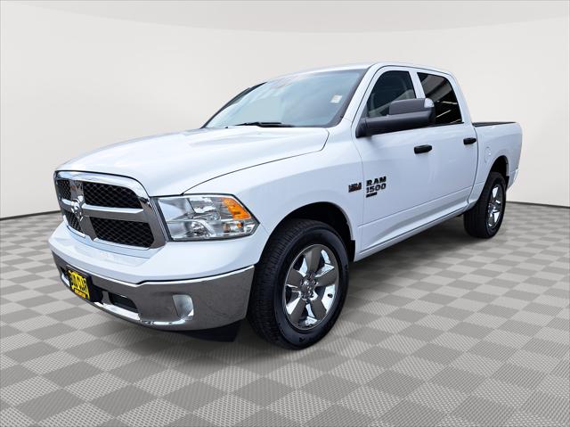 2024 RAM Ram 1500 Classic RAM 1500 CLASSIC TRADESMAN CREW CAB 4X4 57 BOX