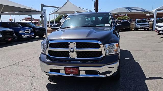 2024 RAM Ram 1500 Classic RAM 1500 CLASSIC TRADESMAN QUAD CAB 4X4 64 BOX