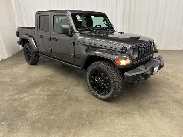 2024 Jeep Gladiator GLADIATOR NIGHTHAWK 4X4