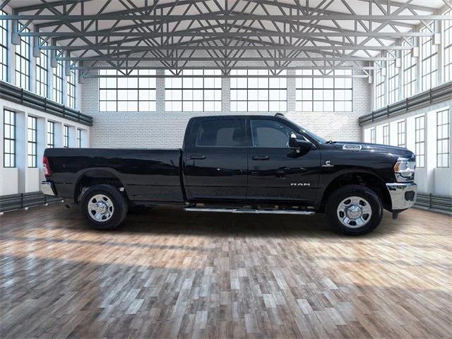 2022 RAM 2500 Big Horn Crew Cab 4x4 8 Box