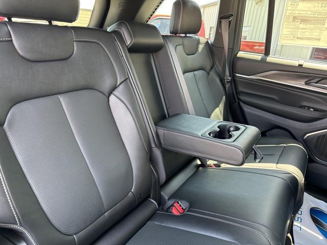 2024 Jeep Grand Cherokee Overland 4x4