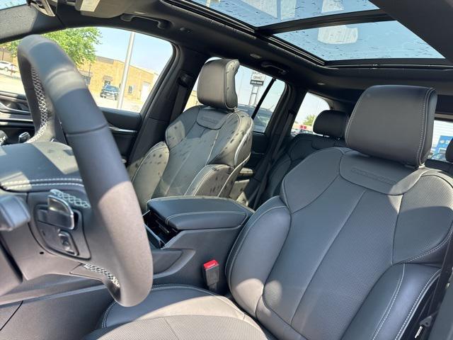 2024 Jeep Grand Cherokee Overland 4x4