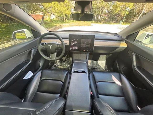 2022 Tesla Model Y Long Range Dual Motor All-Wheel Drive