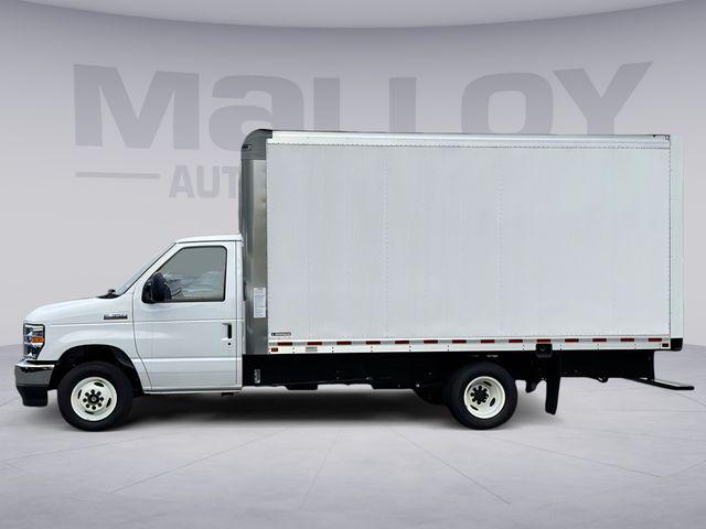 2025 Ford E-350 Cutaway Base
