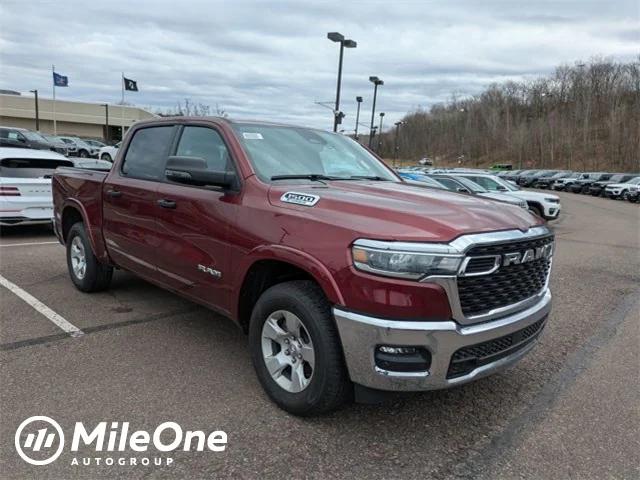 2025 RAM Ram 1500 RAM 1500 BIG HORN CREW CAB 4X4 57 BOX