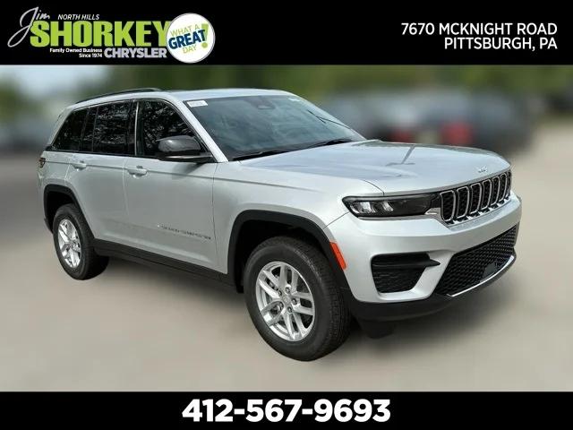 2024 Jeep Grand Cherokee GRAND CHEROKEE LAREDO X 4X4