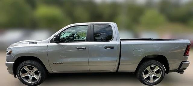 2025 RAM Ram 1500 RAM 1500 TRADESMAN QUAD CAB 4X4 64 BOX