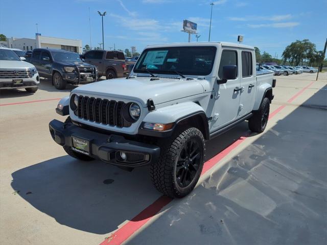 2024 Jeep Gladiator GLADIATOR NIGHTHAWK 4X4