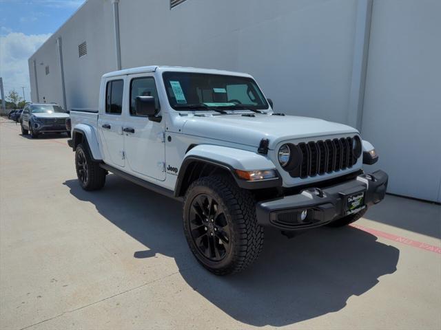 2024 Jeep Gladiator GLADIATOR NIGHTHAWK 4X4