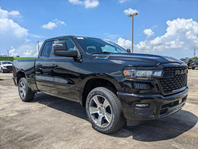 2025 RAM Ram 1500 RAM 1500 TRADESMAN QUAD CAB 4X4 64 BOX