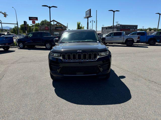 2024 Jeep Grand Cherokee GRAND CHEROKEE LAREDO X 4X4