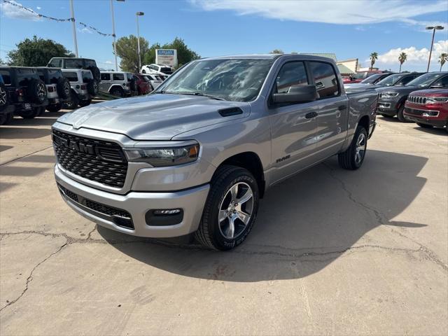 2025 RAM Ram 1500 RAM 1500 TRADESMAN CREW CAB 4X4 57 BOX