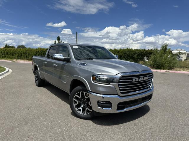 2025 RAM Ram 1500 RAM 1500 LARAMIE CREW CAB 4X4 64 BOX