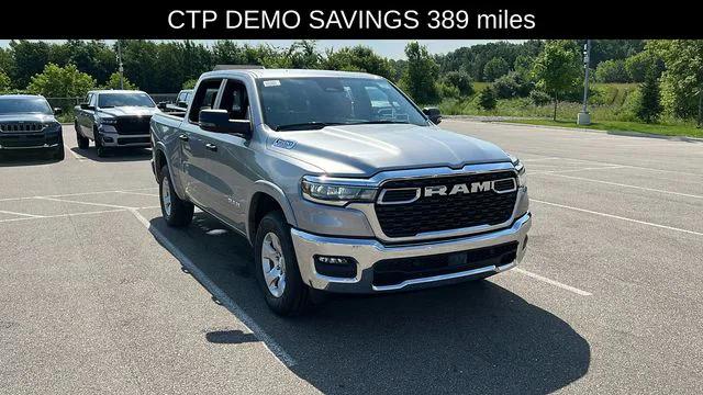 2025 RAM Ram 1500 RAM 1500 BIG HORN CREW CAB 4X4 57 BOX