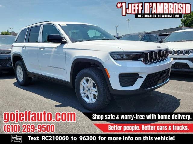 2024 Jeep Grand Cherokee GRAND CHEROKEE LAREDO 4X4