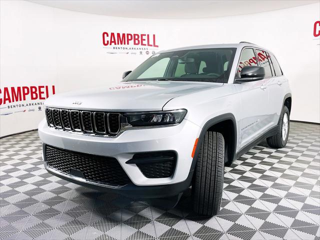 2024 Jeep Grand Cherokee GRAND CHEROKEE LAREDO X 4X4