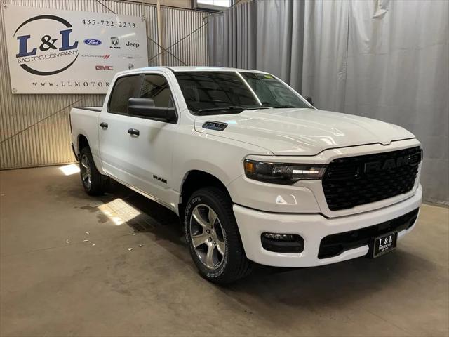 2025 RAM Ram 1500 RAM 1500 TRADESMAN CREW CAB 4X4 57 BOX