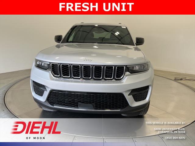 2024 Jeep Grand Cherokee GRAND CHEROKEE LAREDO X 4X4