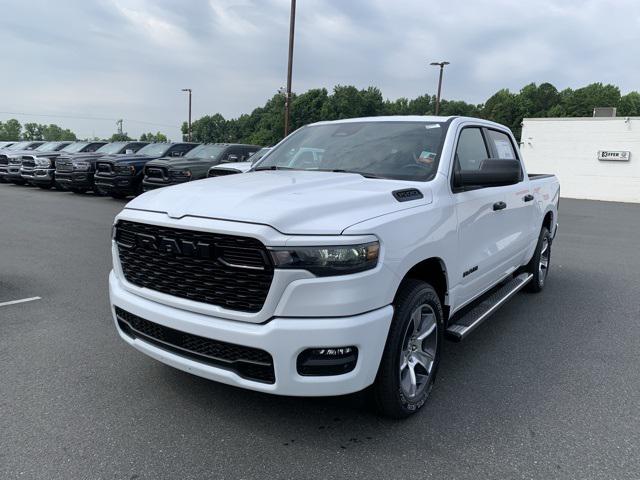 2025 RAM Ram 1500 RAM 1500 TRADESMAN CREW CAB 4X4 57 BOX