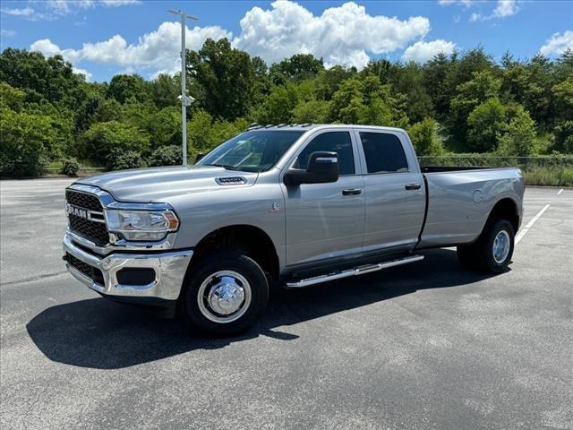 2024 RAM Ram 3500 RAM 3500 TRADESMAN CREW CAB 4X4 8 BOX