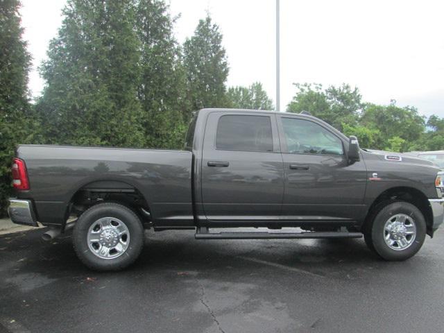 2024 RAM Ram 3500 RAM 3500 TRADESMAN CREW CAB 4X4 64 BOX