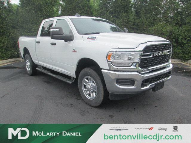 2024 RAM Ram 3500 RAM 3500 TRADESMAN CREW CAB 4X4 64 BOX