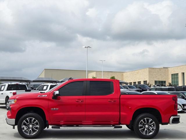 2022 Chevrolet Silverado 1500 4WD Crew Cab Standard Bed LT