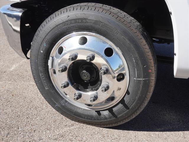 2024 Chevrolet Silverado 6500HD 1WT