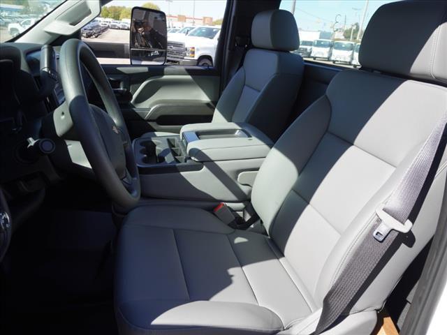 2024 Chevrolet Silverado 6500HD 1WT