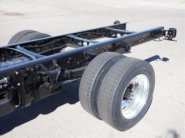 2024 Chevrolet Silverado 6500HD 1WT