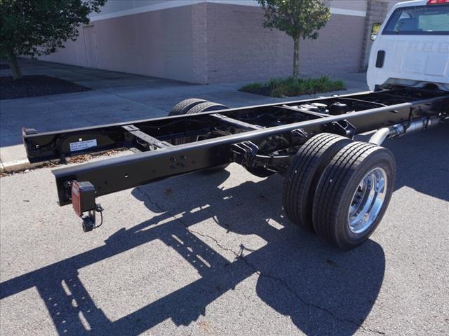 2024 Chevrolet Silverado 6500HD 1WT