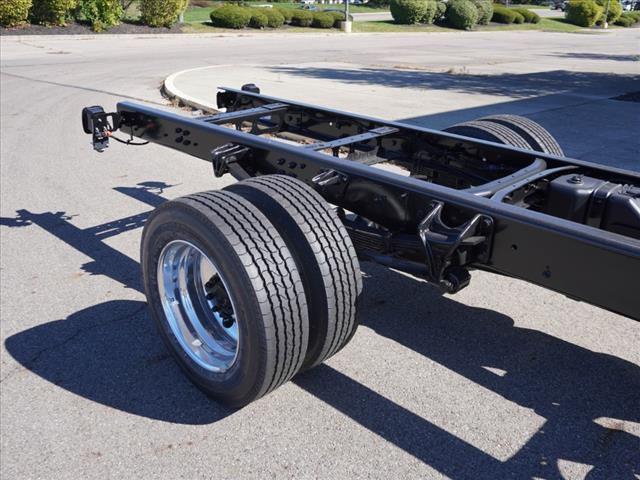 2024 Chevrolet Silverado 6500HD 1WT