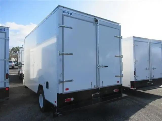 2024 Ford E-450 Cutaway Base
